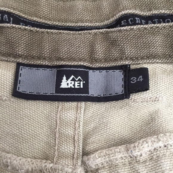 (Sold) REI Canvas Cream Hiking Workwear Utility Style Shorts (34) - Picture 6 of 10